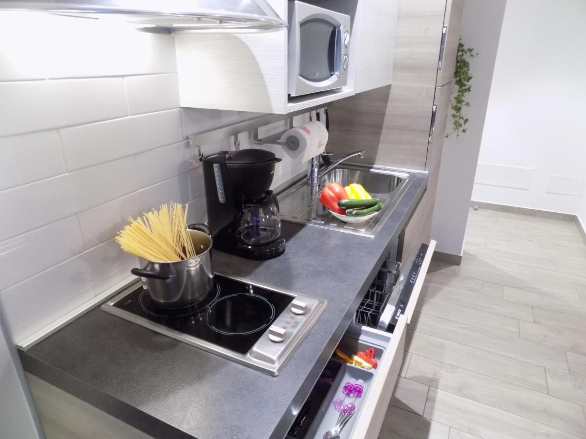 ברדולינו Millyholidays - Apartment Lilla - Center - Nearby Beach - Private Garden - Spa Pool מראה חיצוני תמונה