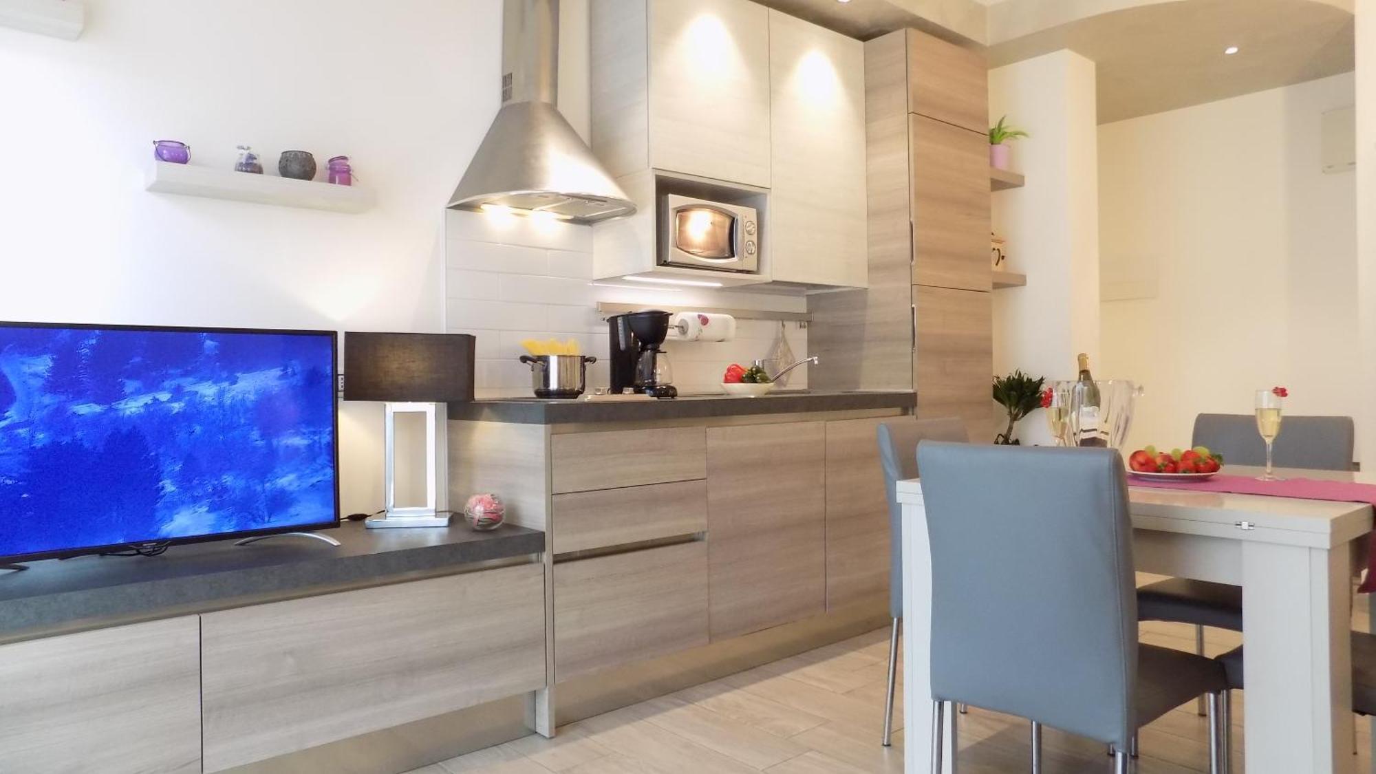 ברדולינו Millyholidays - Apartment Lilla - Center - Nearby Beach - Private Garden - Spa Pool מראה חיצוני תמונה